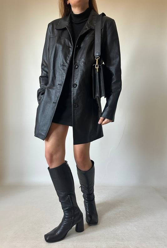Passpartour black leather jacket