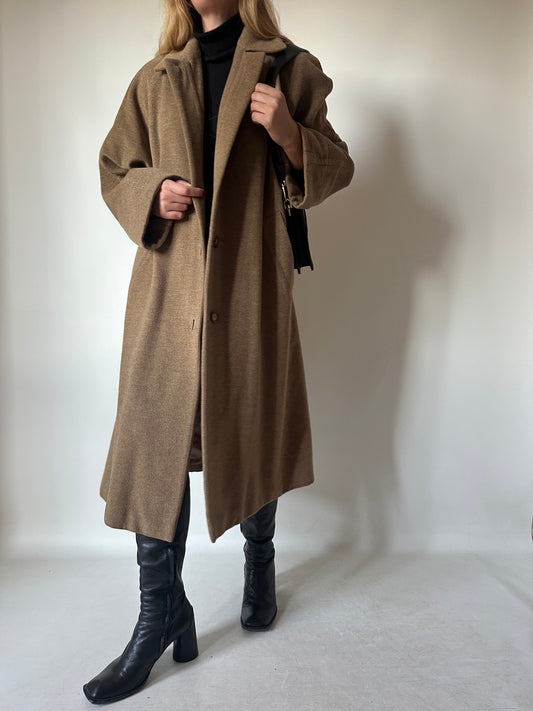 Cachemire and wool camel coat