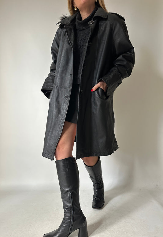 Giacca in pelle nera imbottita