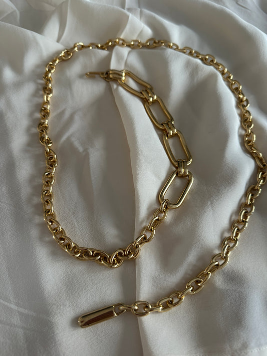 Collana cintura gioiello geometrica
