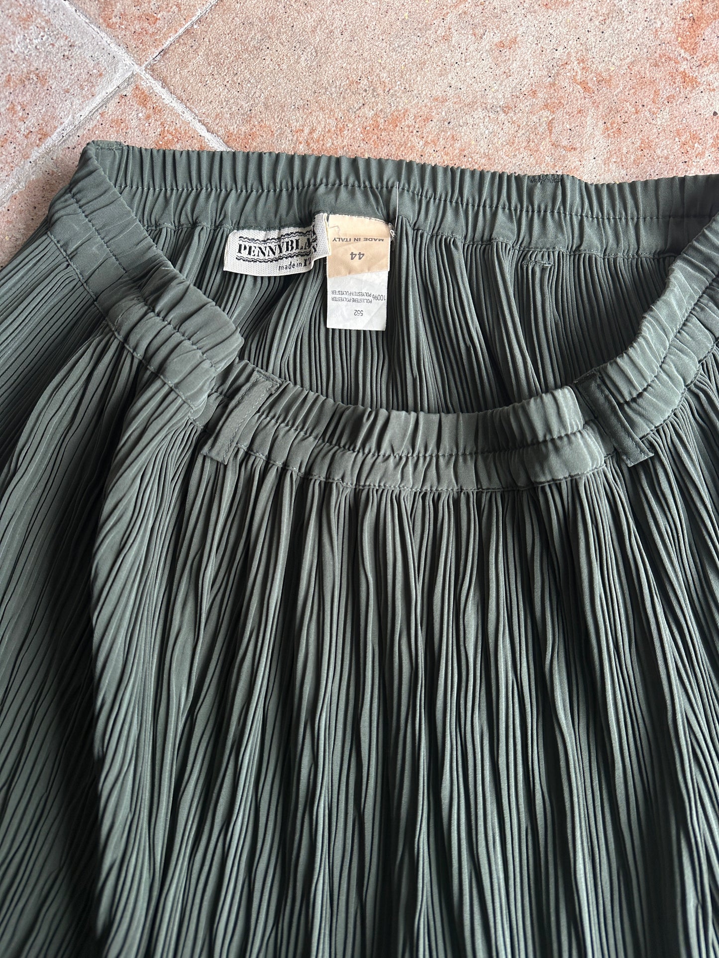 PENNYBLACK Issey-like pleated skirt