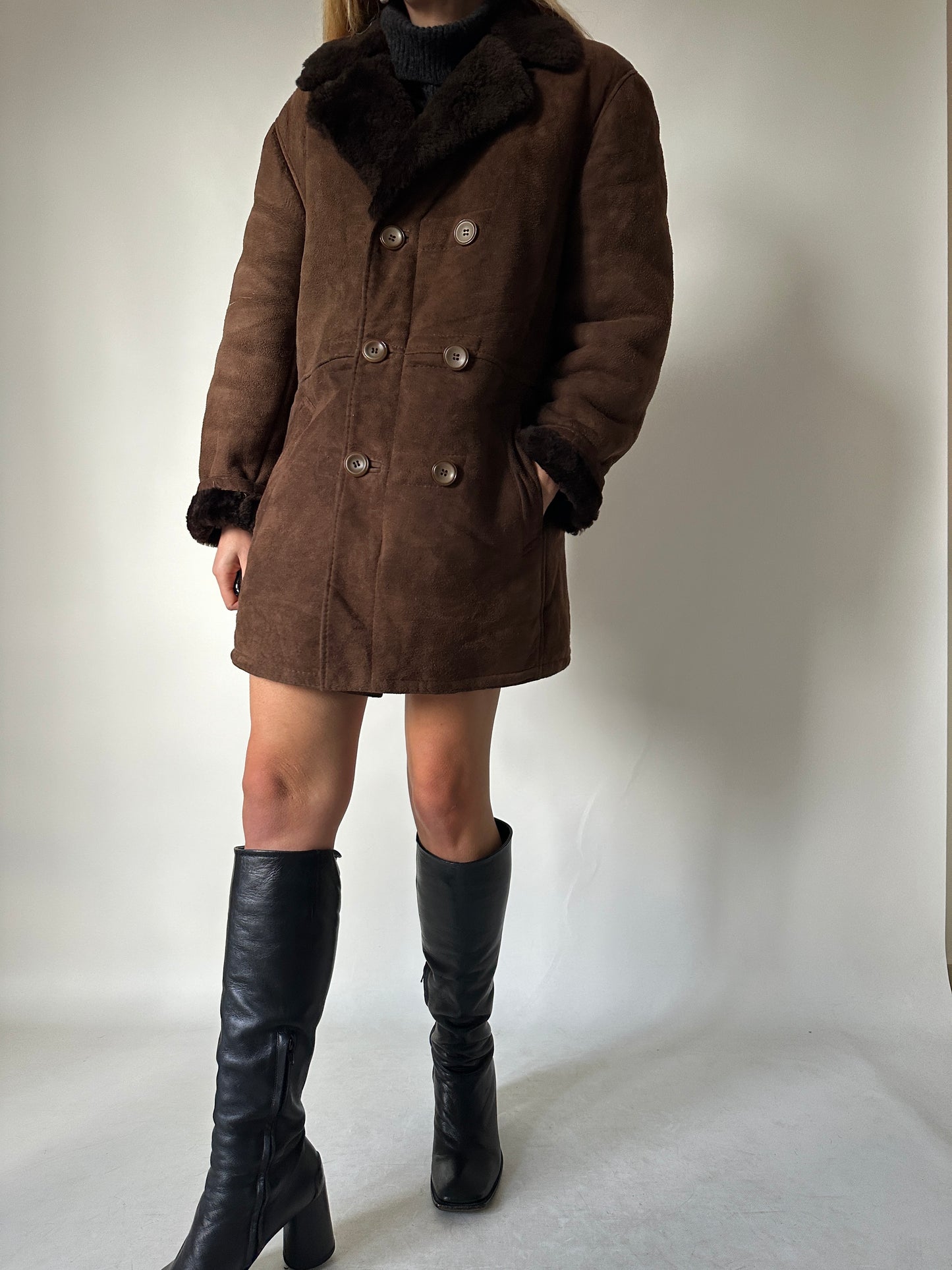 Chocolate petite Shearling