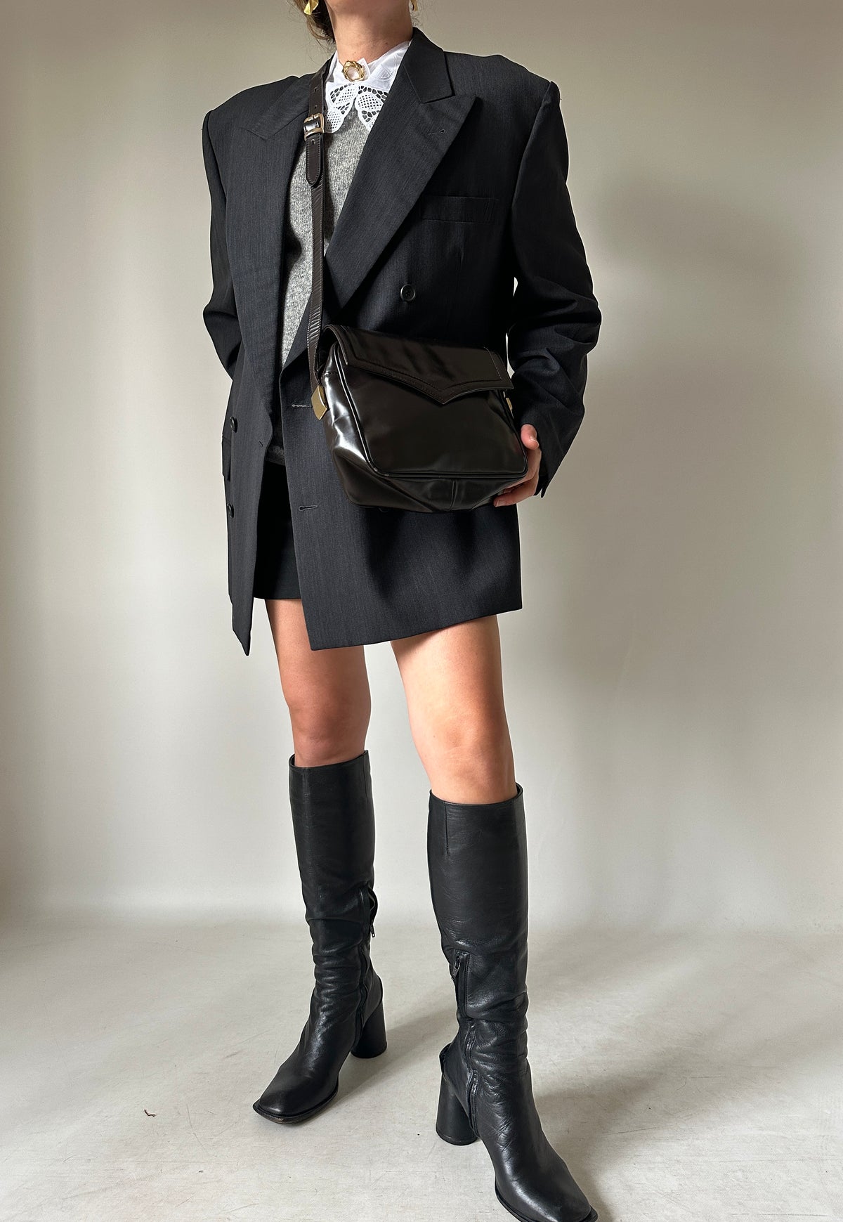 Minimal chocolate leather bag