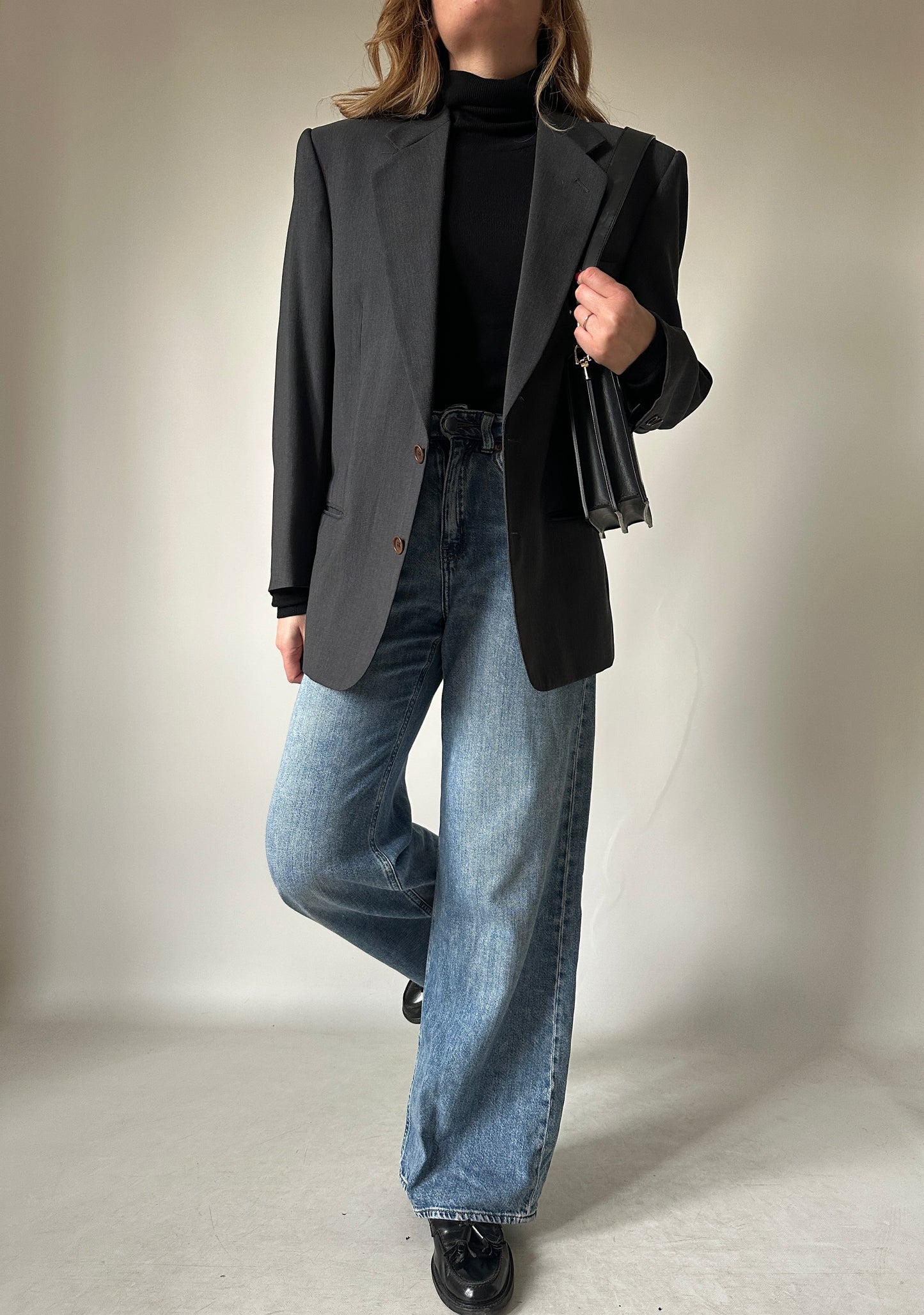 Minimal grey wool blazer