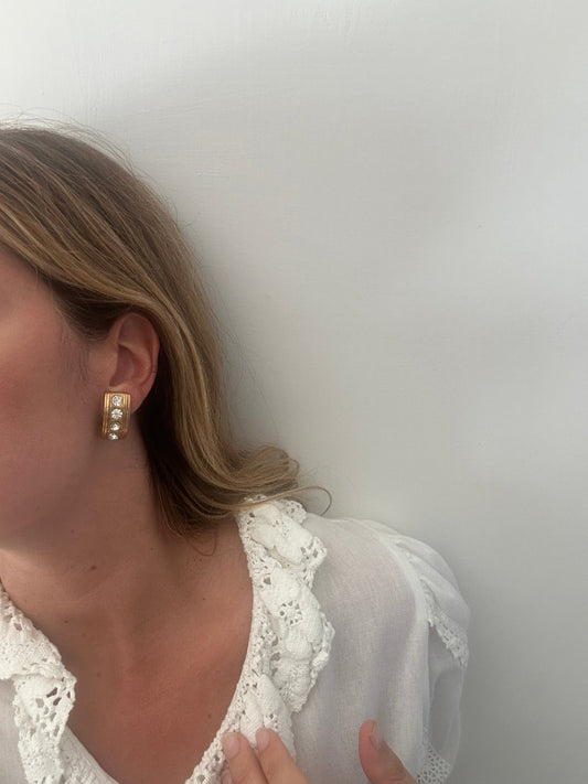 Orecchini mezzo cerchio con brillanti