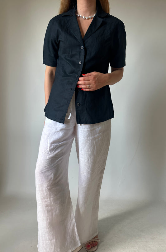 Black minimal linen shirt