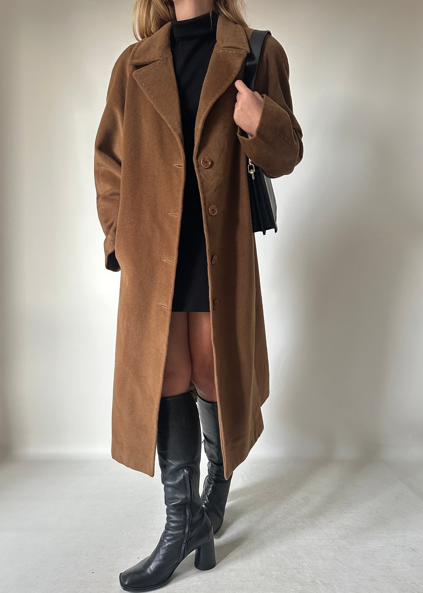 Extra long wool and cachemire camel coat