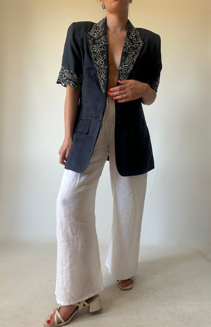 Precious elegant blazer with beads
