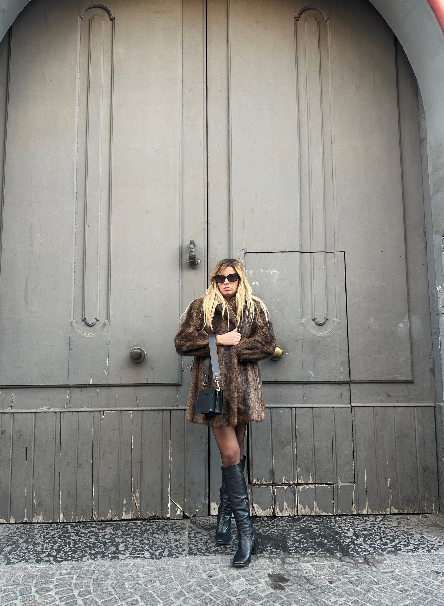 Coffee petite real fur