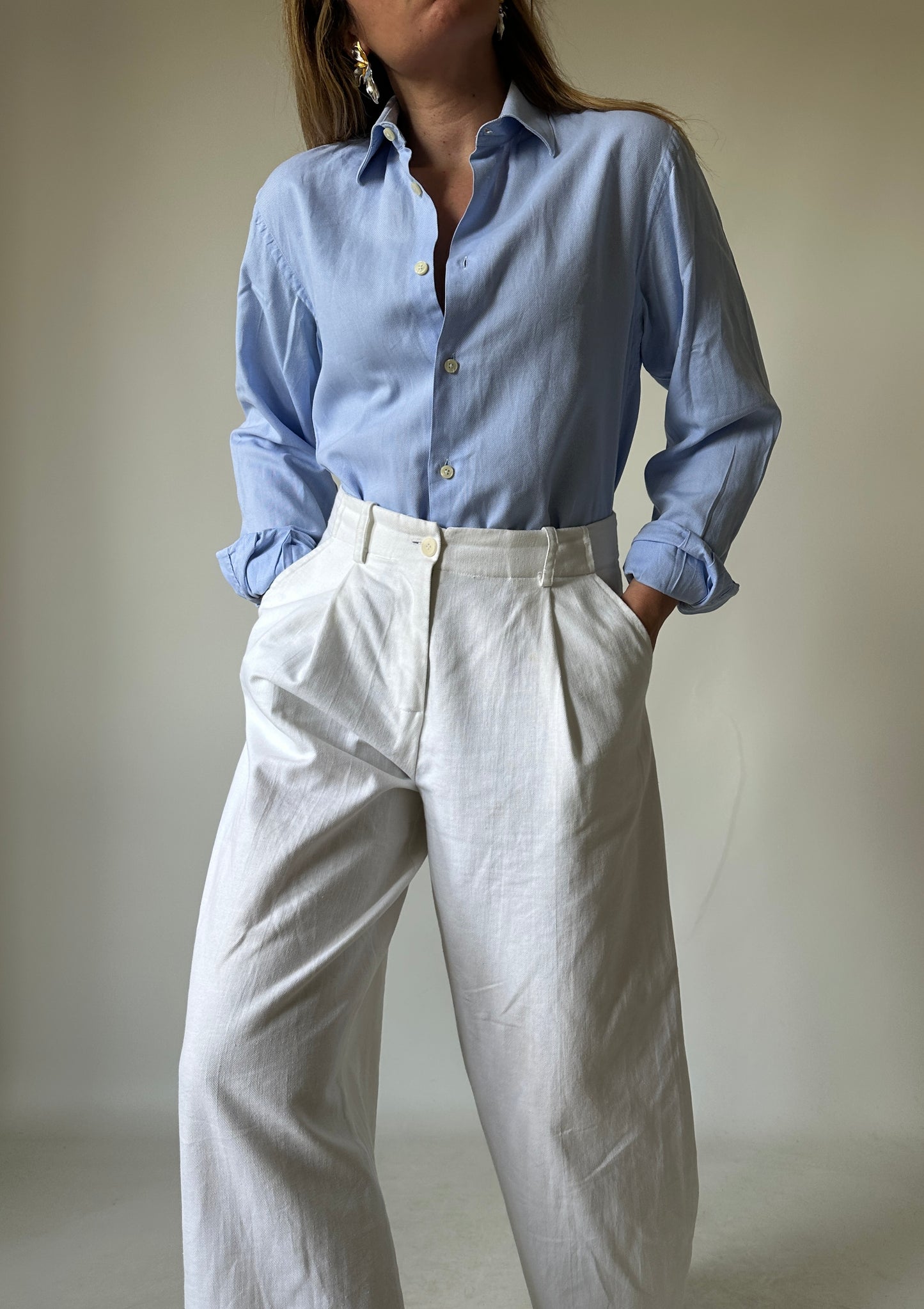 CALVIN KLEIN minimal blue shirt
