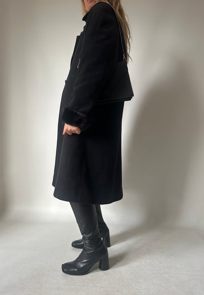 Cappotto in cachemire con bordi in visone