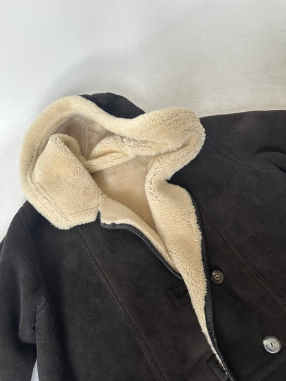 Shearling nero con cappuccio