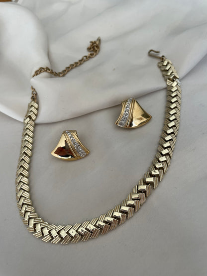 Collana goldtone firmata Coro