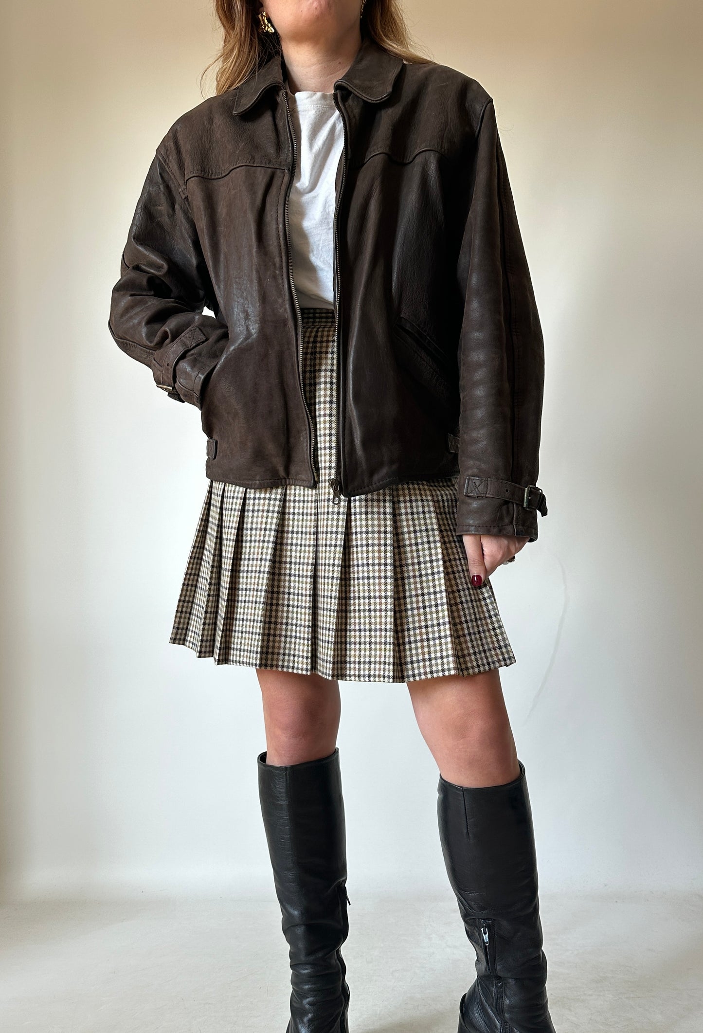 Chocolate petite leather bomber