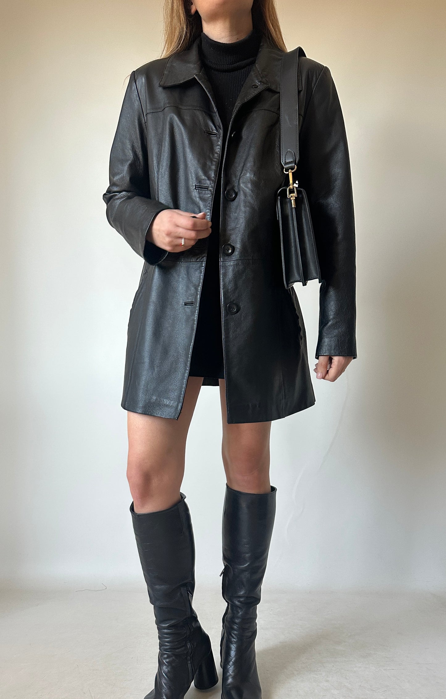 Passpartour black leather jacket