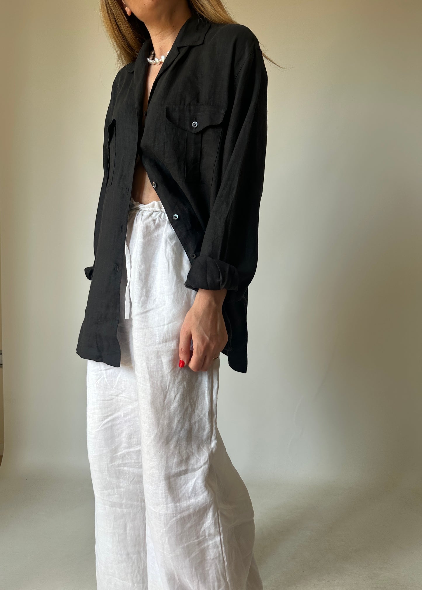 Black oversize 100% linen shirt