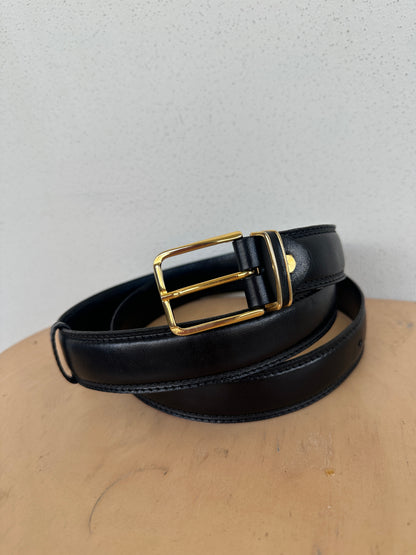 Minimal black leather belt