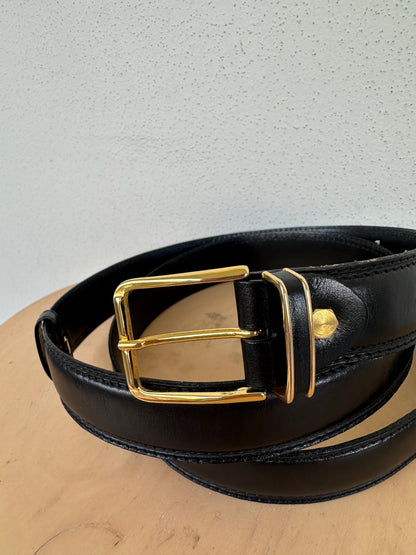 Minimal black leather belt