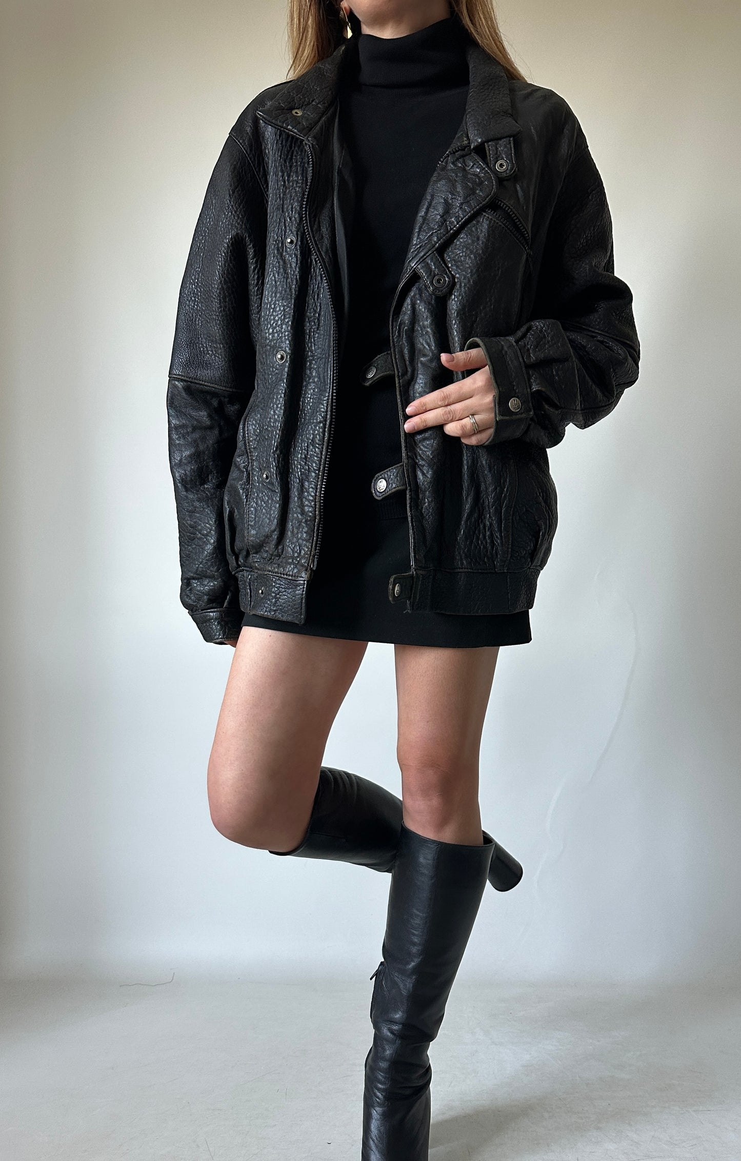 Oversize Paris black leather bomber
