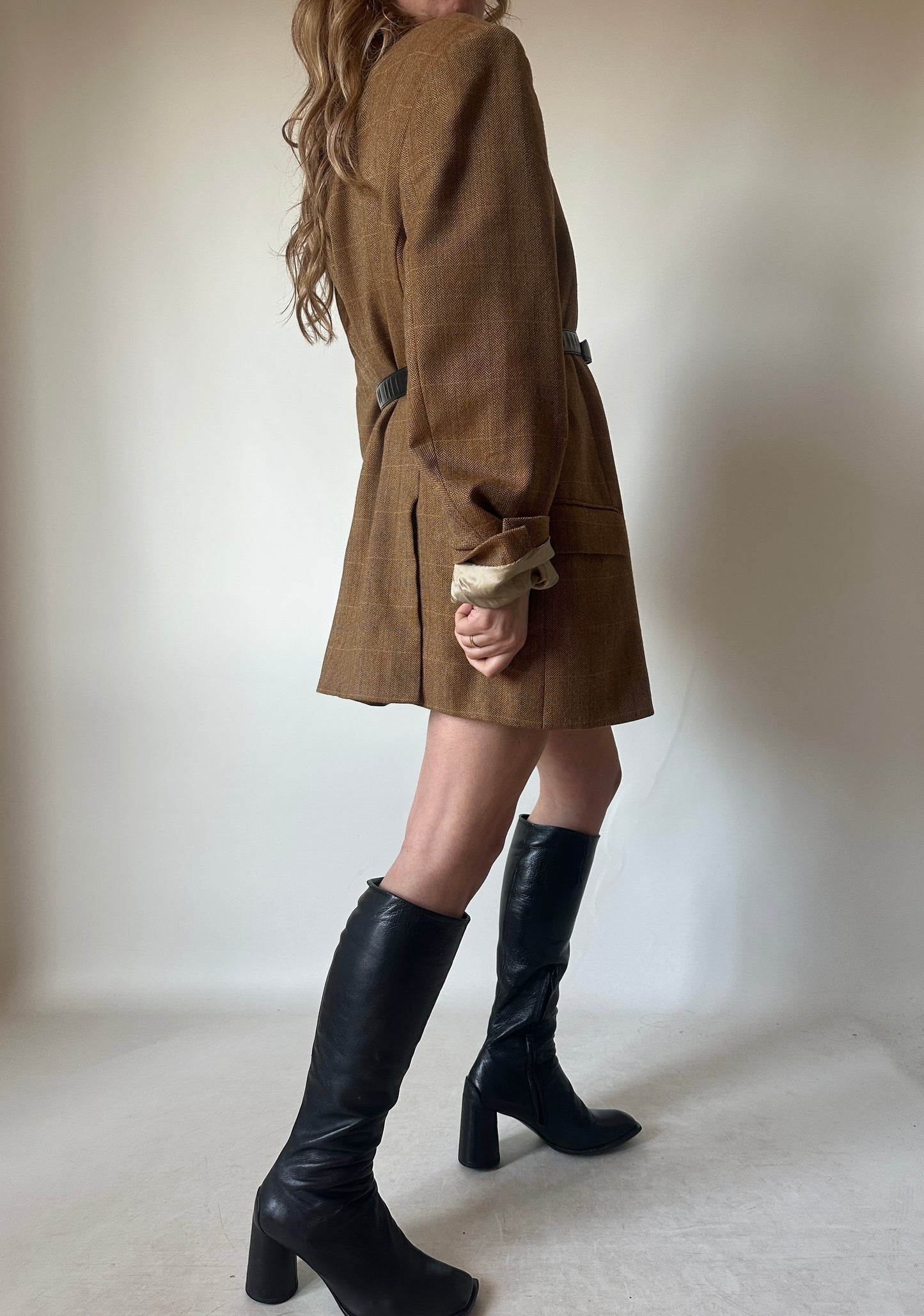 Oversize camel wool blazer