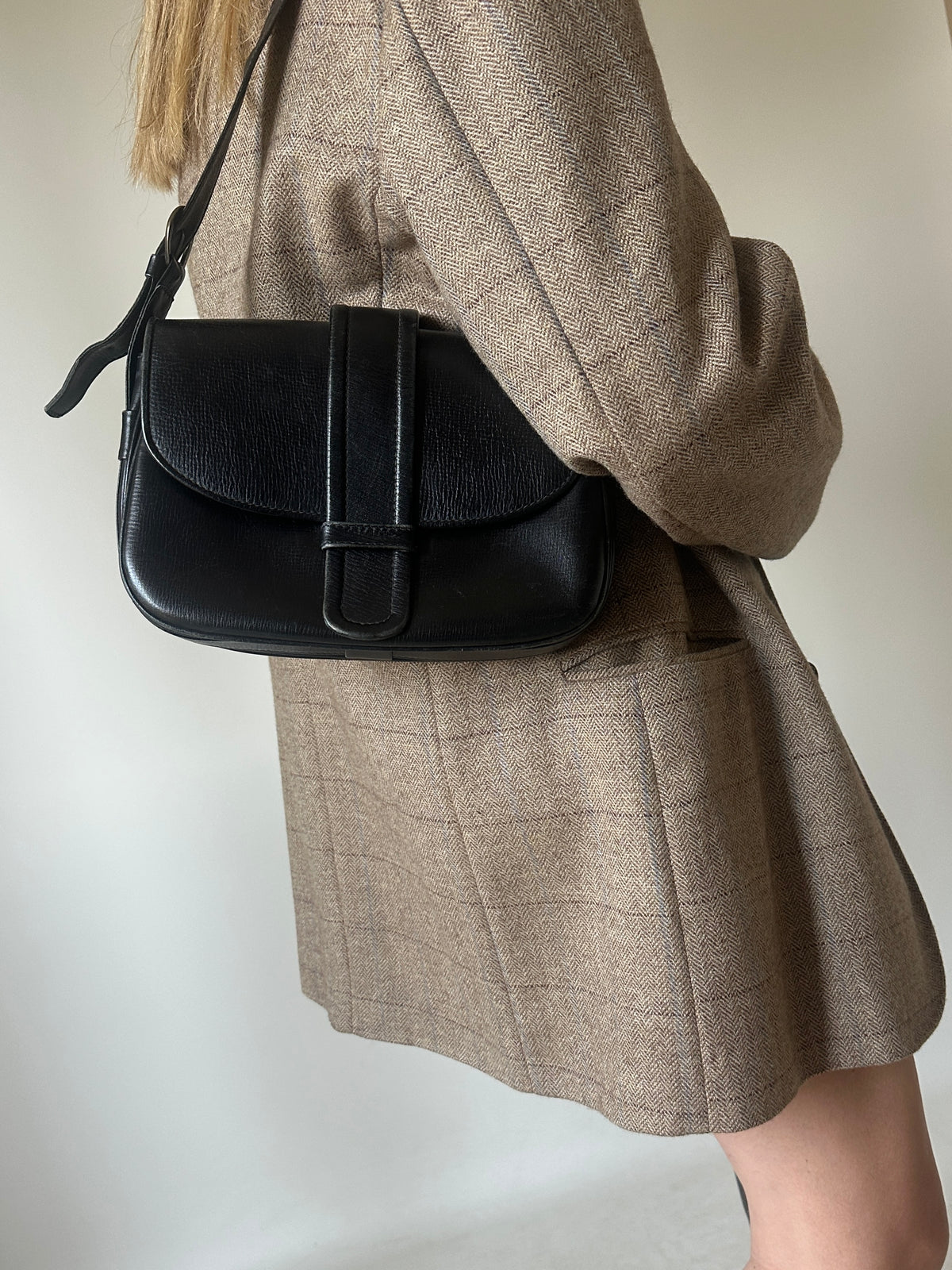 Minimal real leather bag