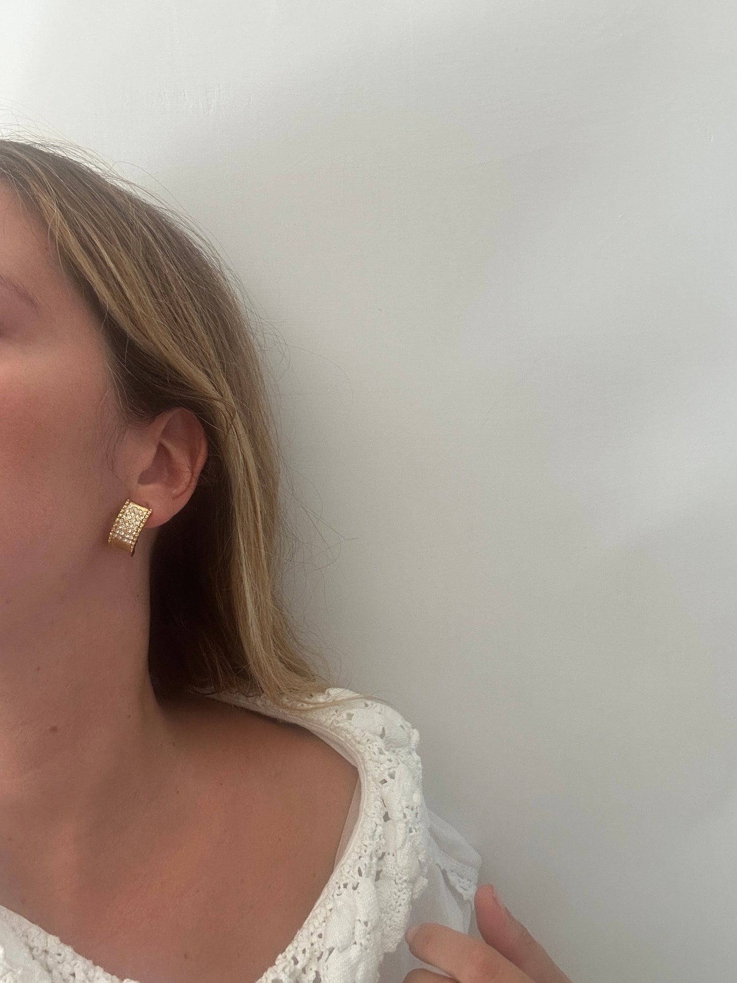 Orecchini mini cerchio con brillanti