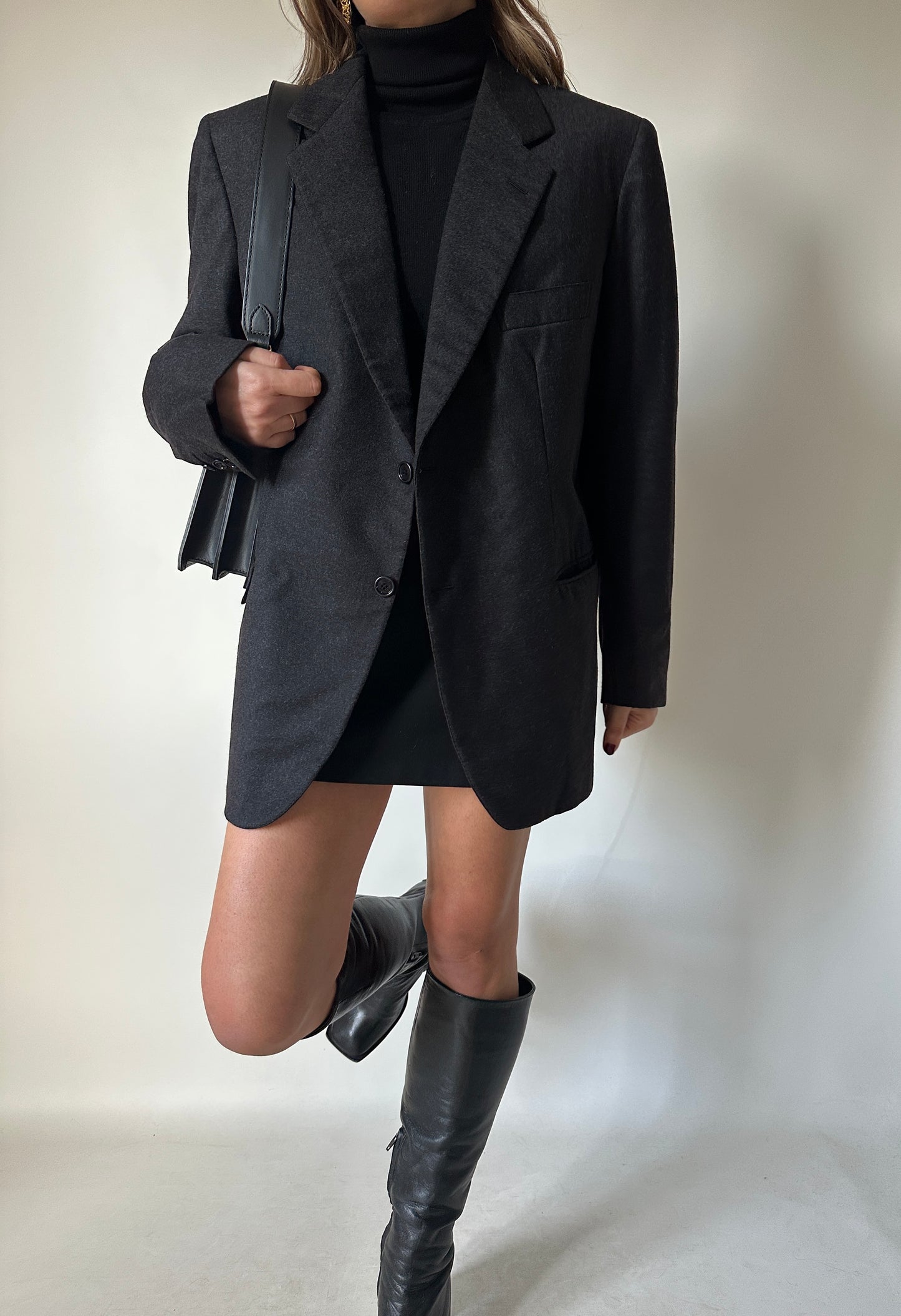 Minimal wool dark grey blazer