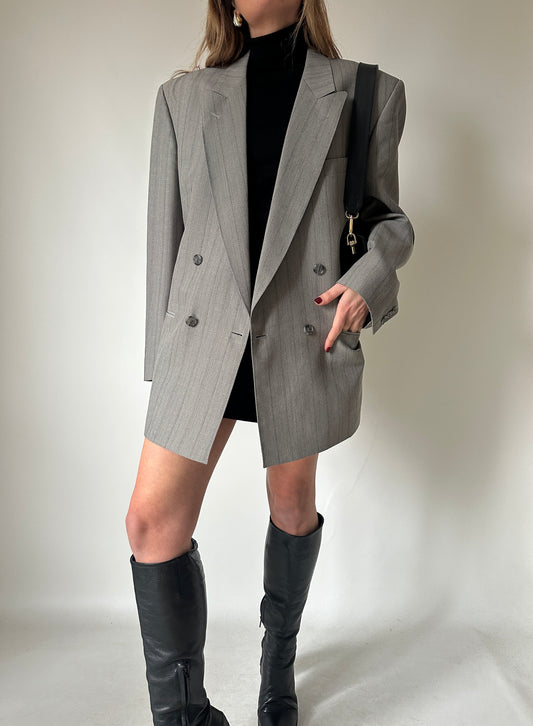Oversize double-breast grey blazer