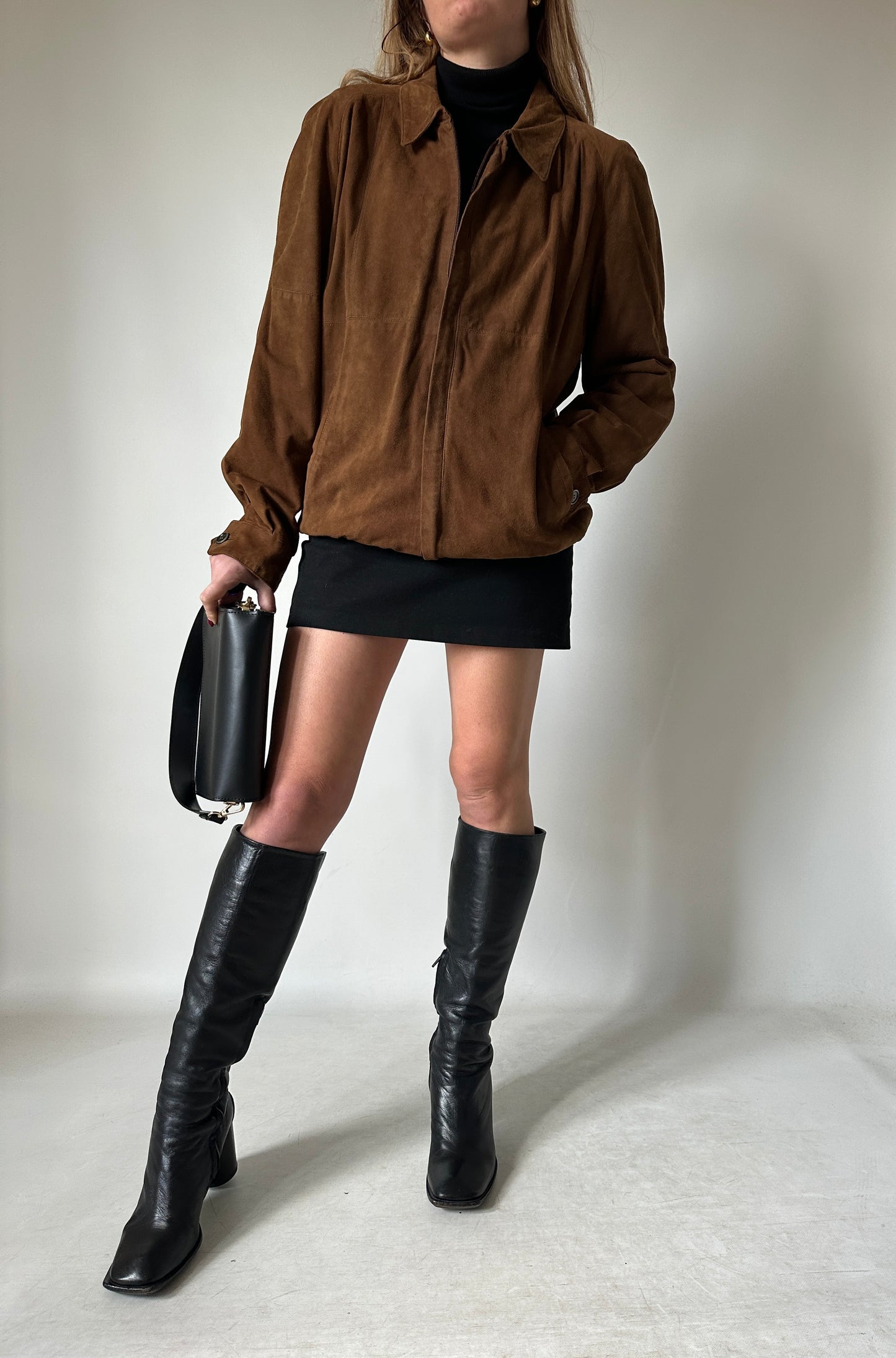 Dreamy suede brown bomber