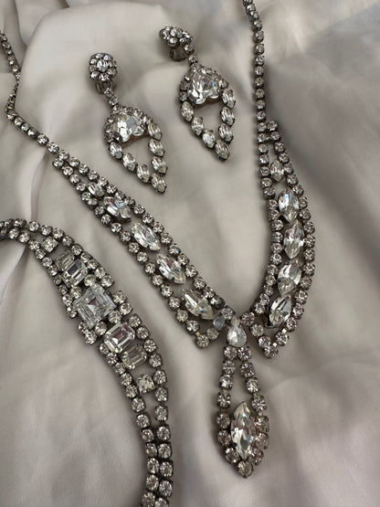 Parure Bridgerton girocollo orecchini e bracciale