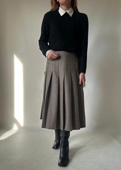 Virgin wool grey pleated long skirt