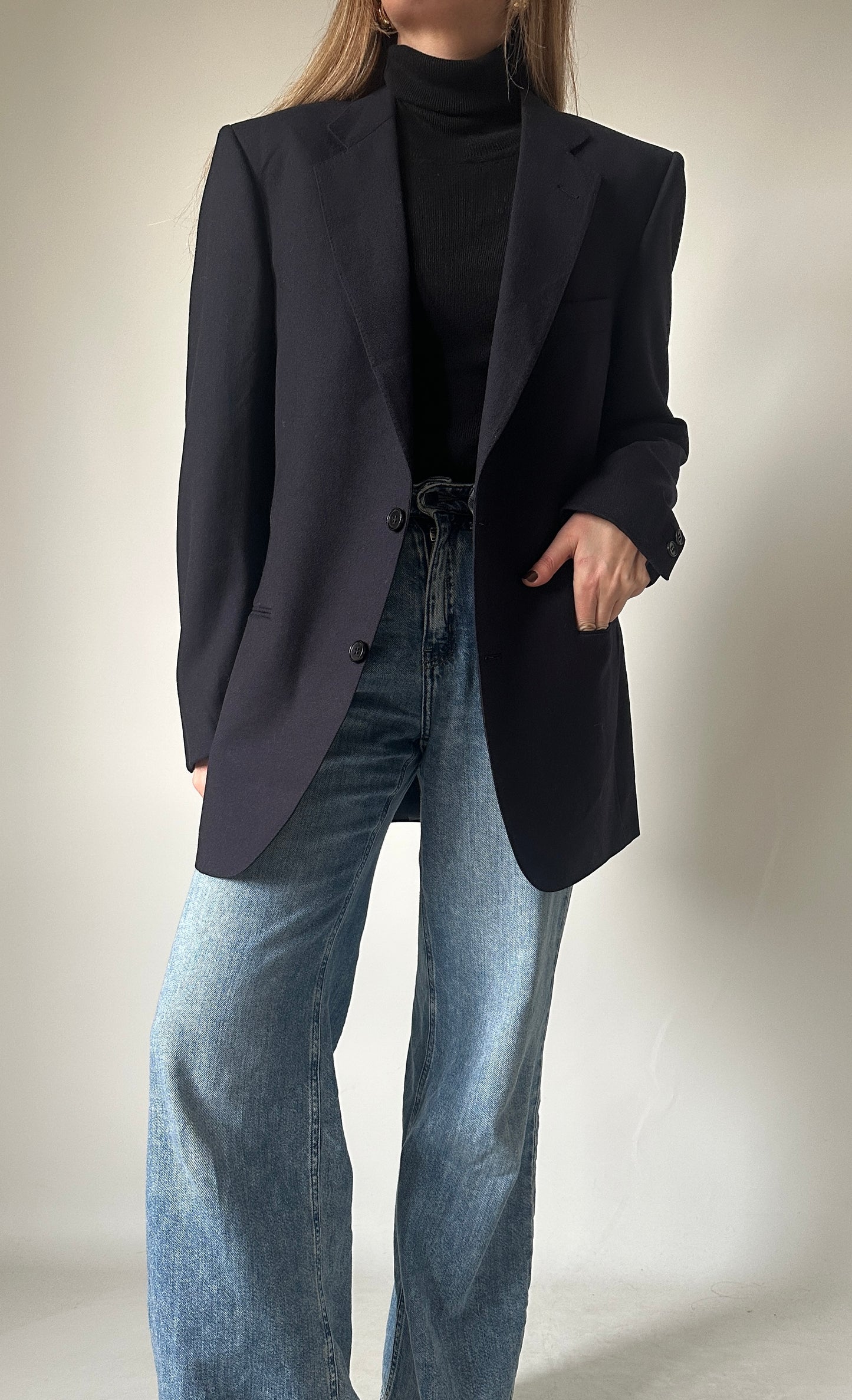 Elegant navy pure wool blazer