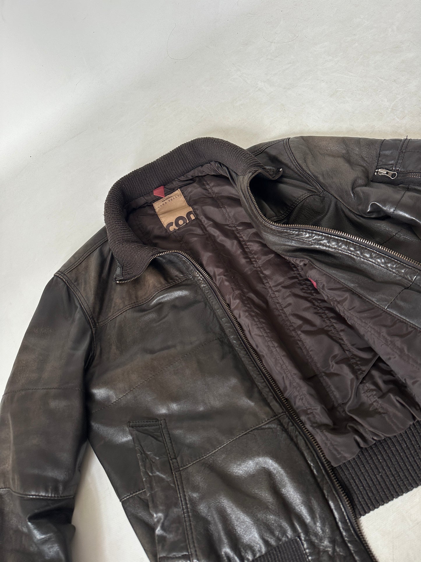 Bomber imbottito in pelle cioccolato