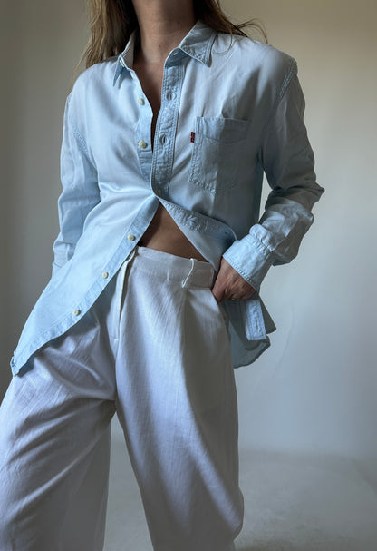 LEVI'S light denim petite shirt