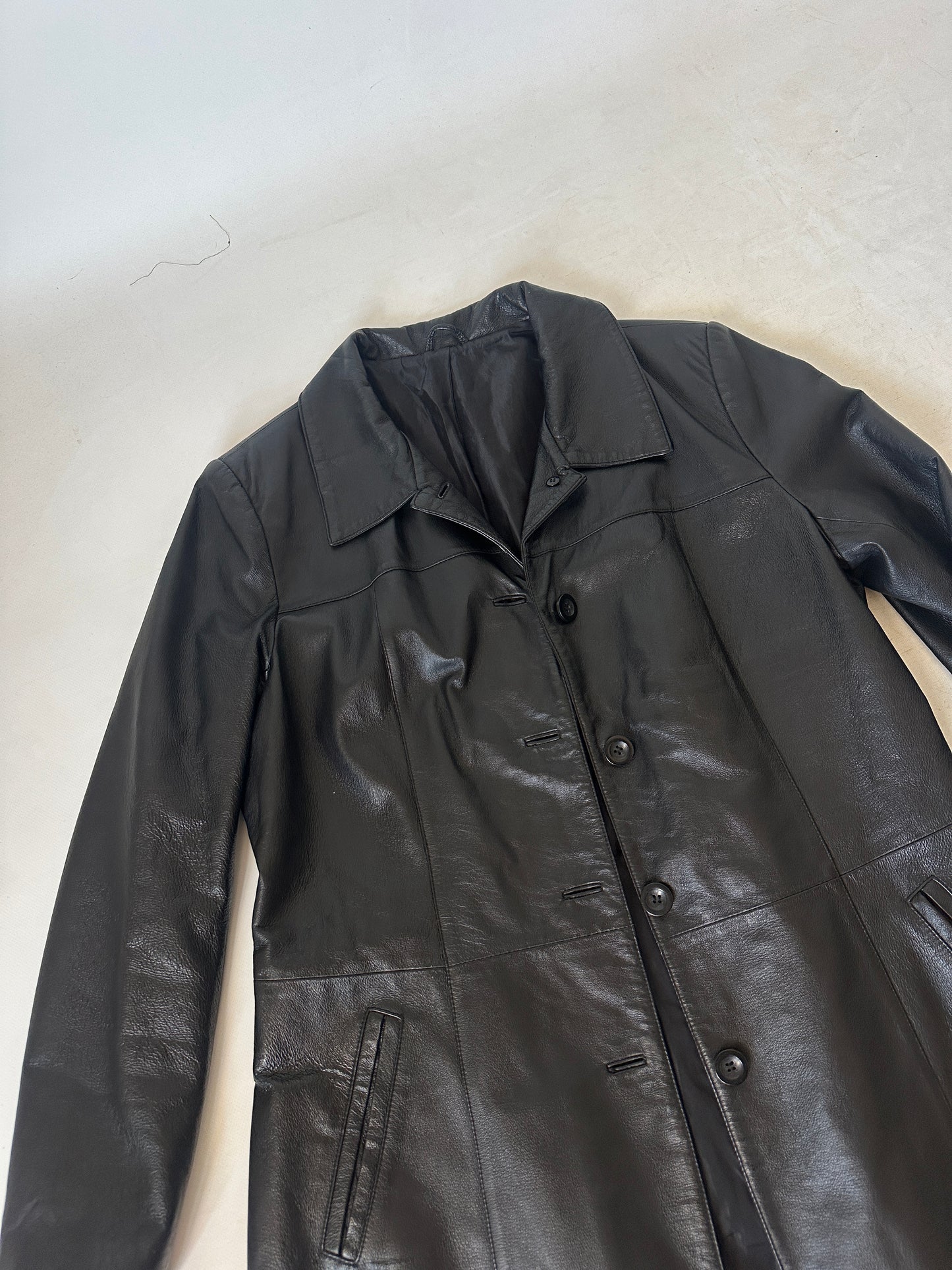 Passpartour black leather jacket