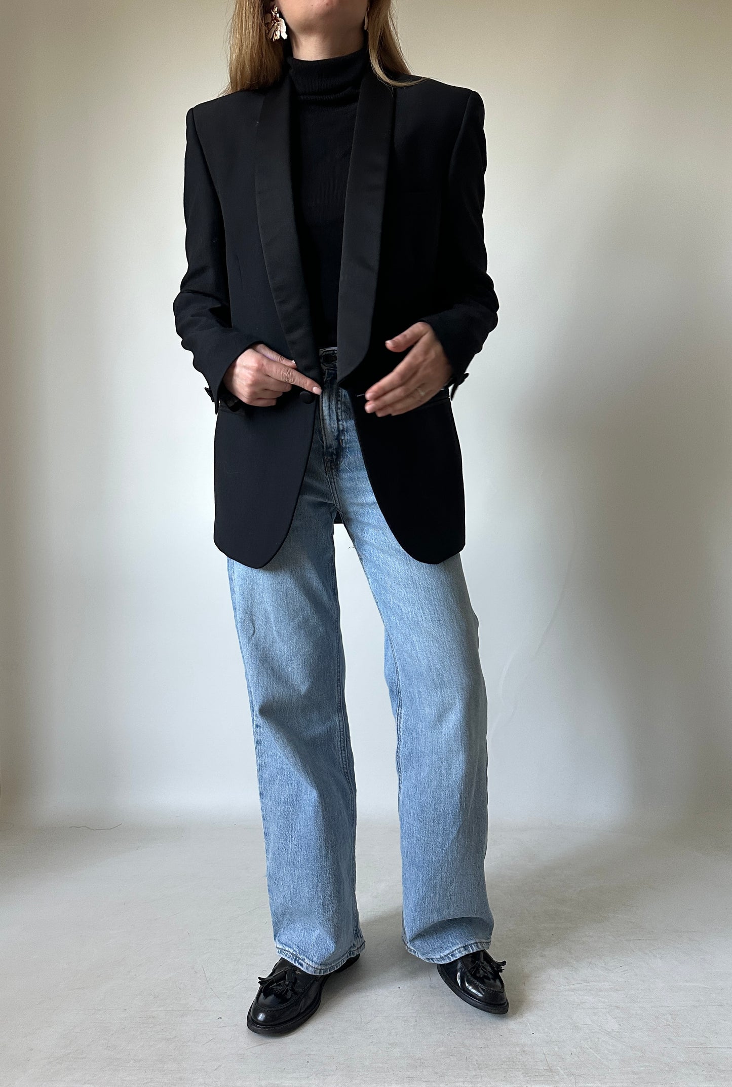 Precious smoking black blazer