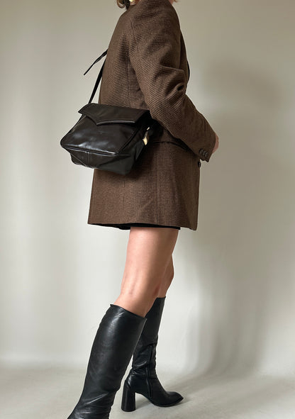 Minimal chocolate leather bag