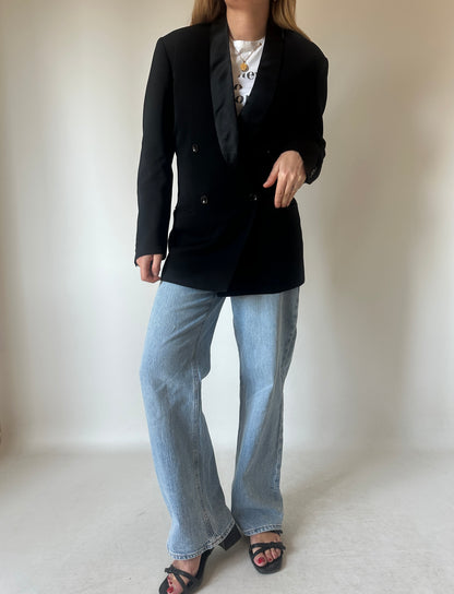 Tailored black double-breast smoking blazer