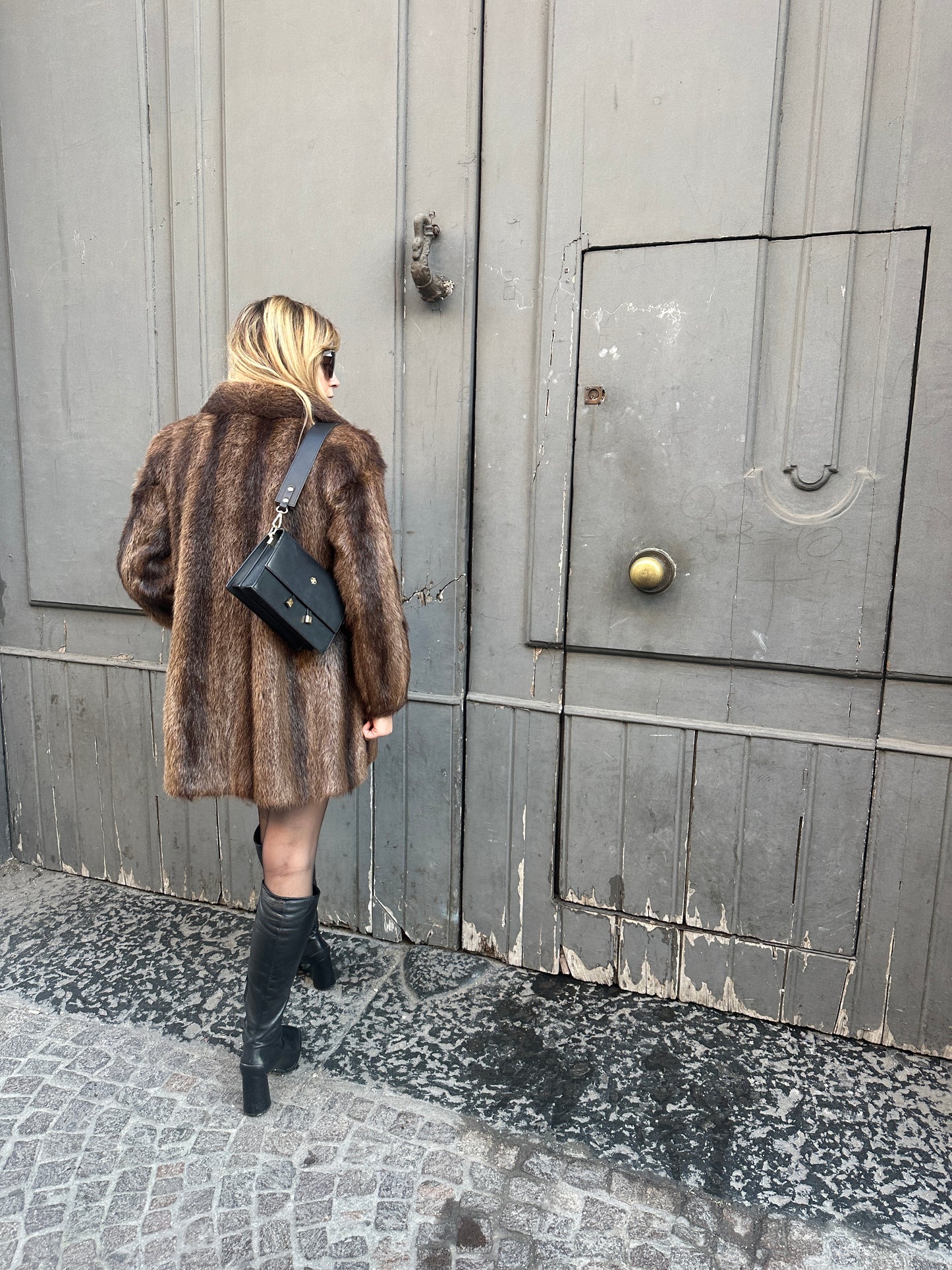 Coffee petite real fur