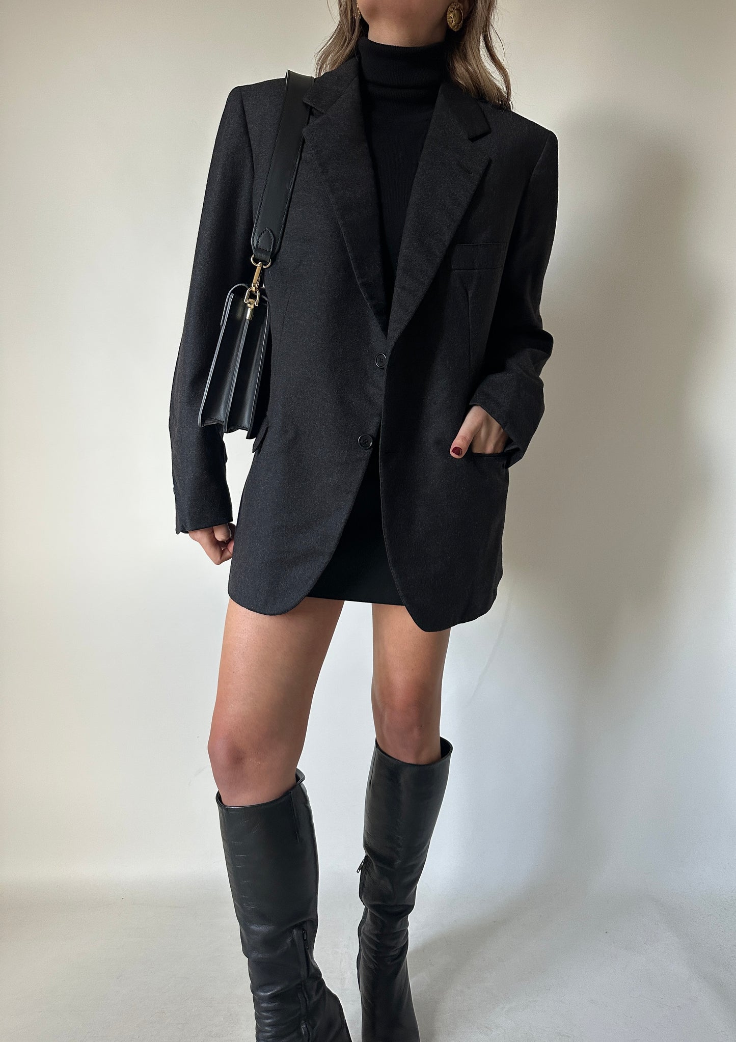Minimal wool dark grey blazer
