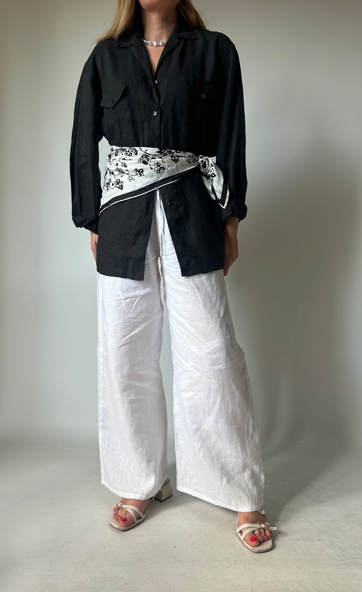 Black oversize 100% linen shirt