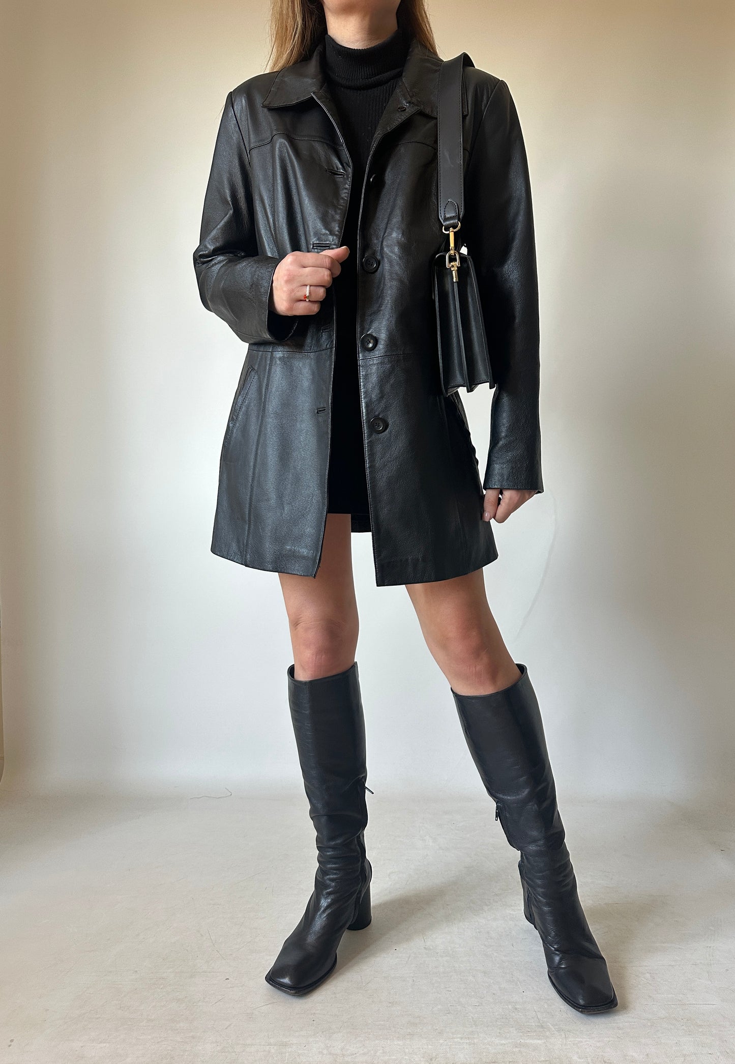 Passpartour black leather jacket