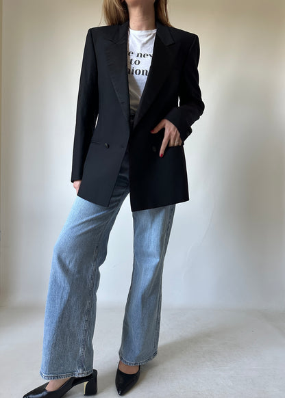 Precious black smoking blazer