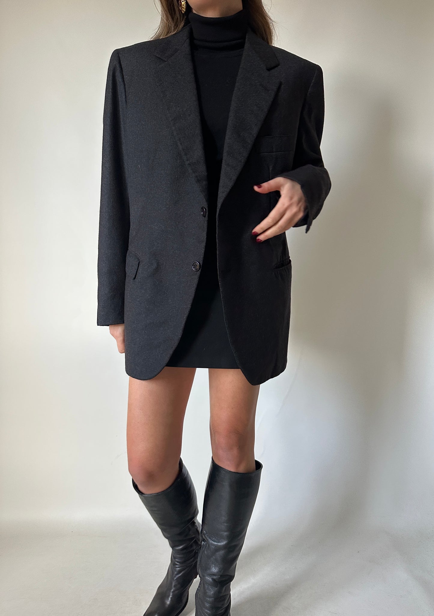 Minimal wool dark grey blazer