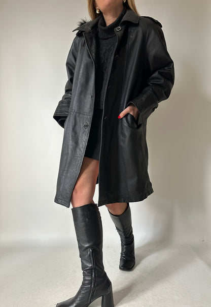 Giacca in pelle nera imbottita