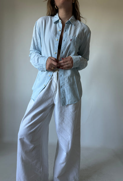 LEVI'S light denim petite shirt