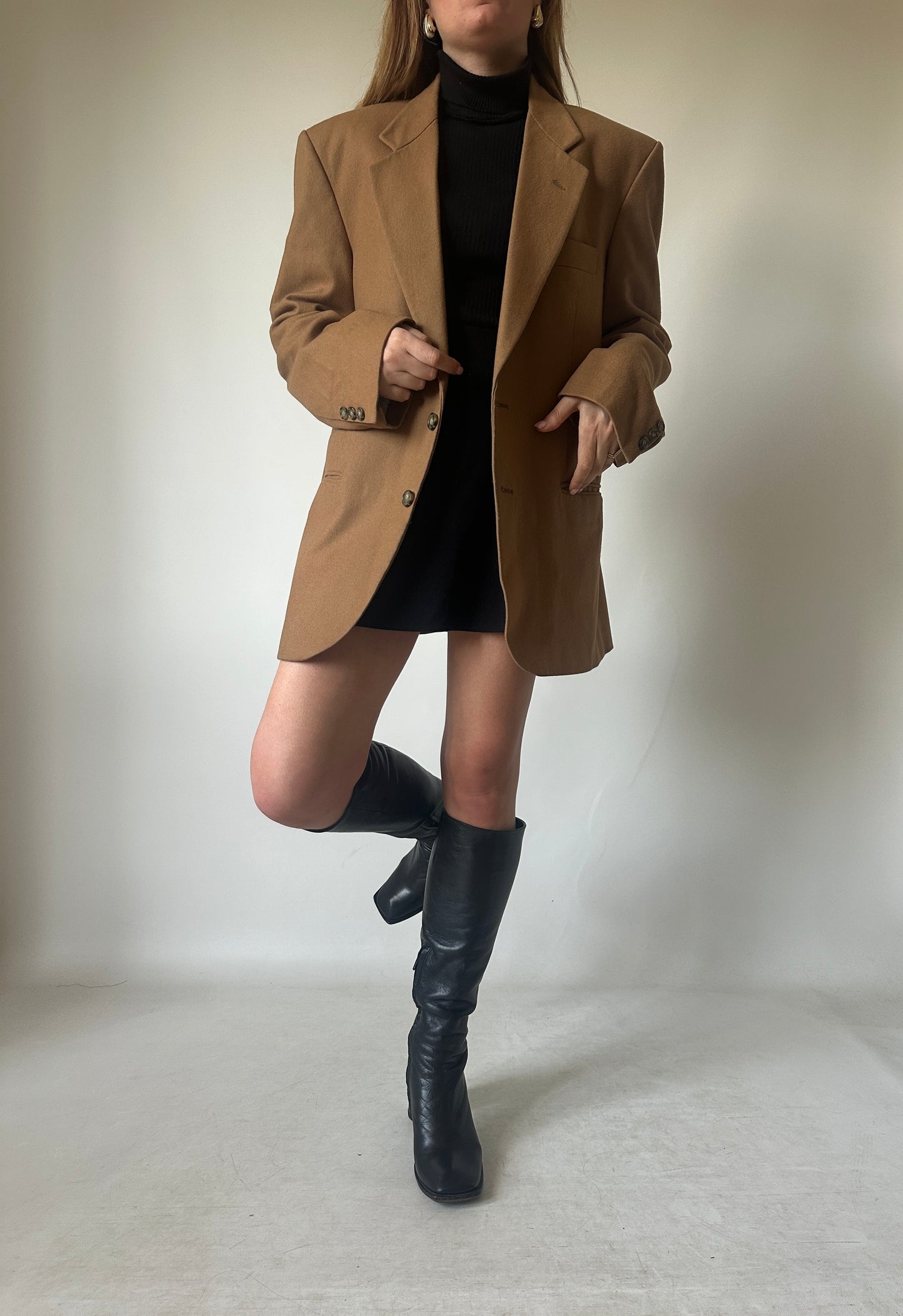 Unique camel wool blazer
