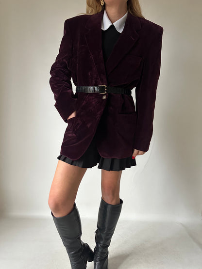 Oversize burgundy velvet blazer