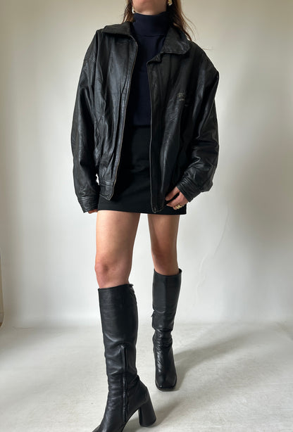 Genderless oversize leather bomber