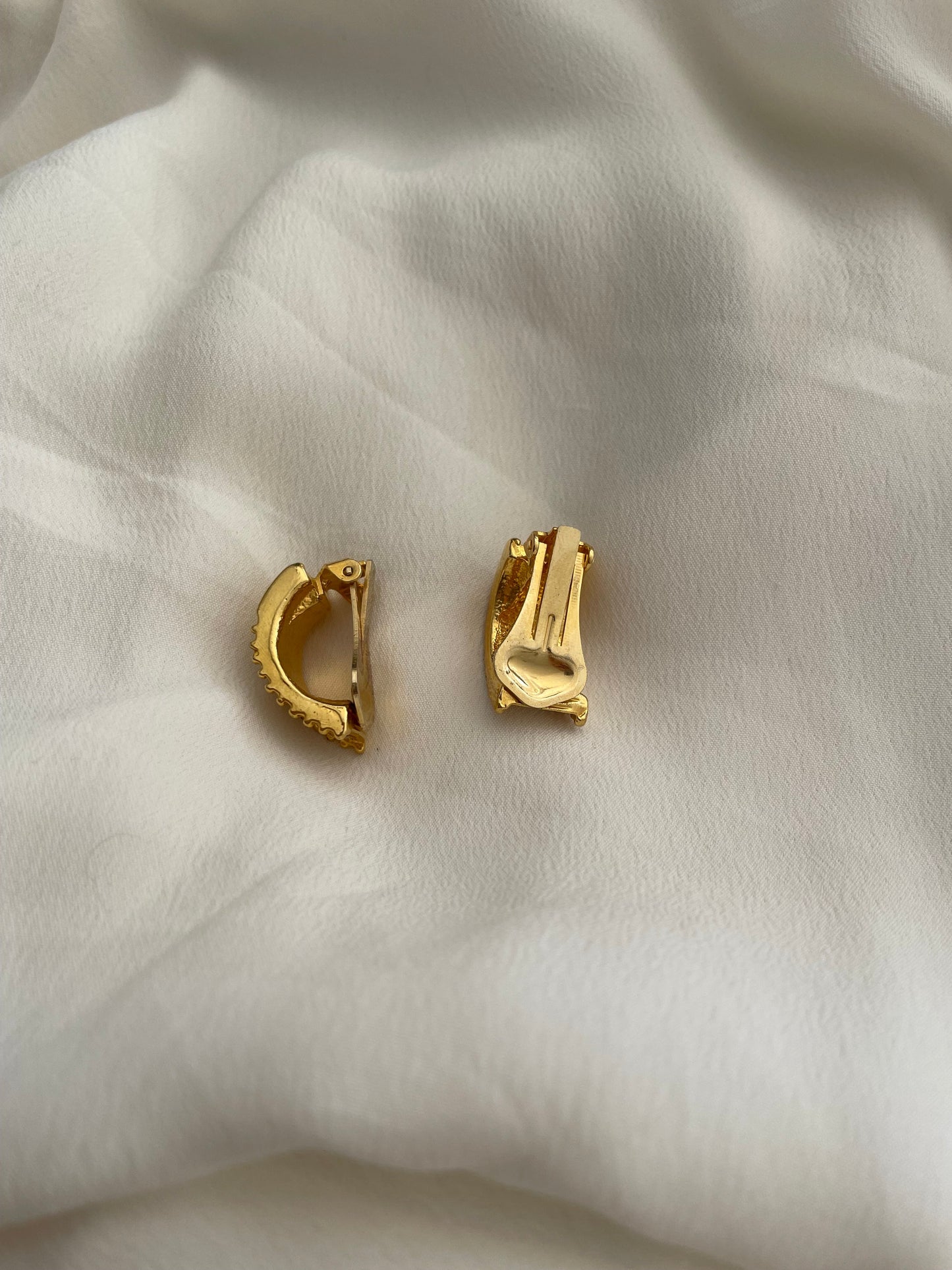 Orecchini mini cerchio con brillanti